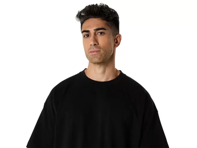 CIĘŻKA KOSZULKA Z LUŹNYMI KIESZENIAMI