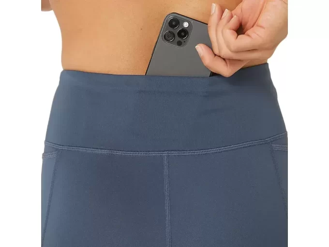 NAGINO BIEGA CIĘŻKO NAGINO BIEGA CIĘŻKO